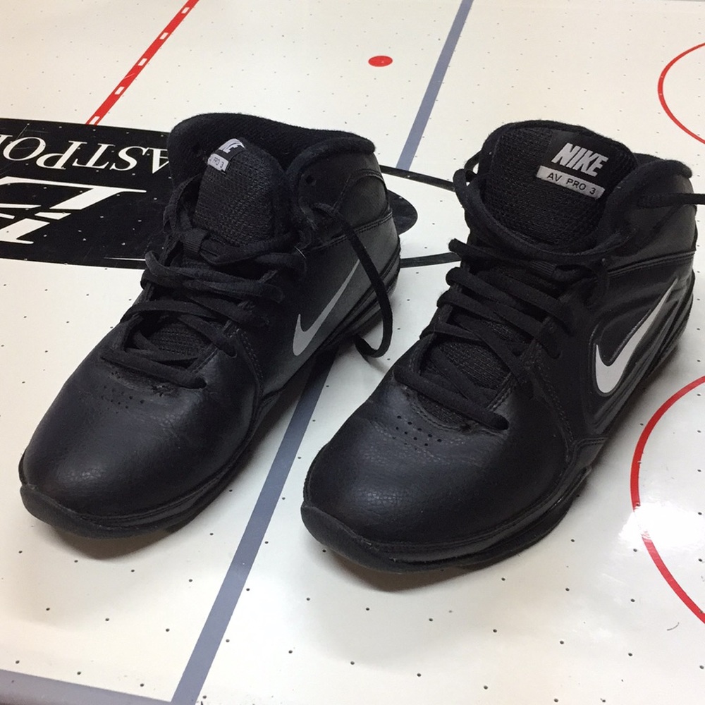 Boys Nike Basketball shoes